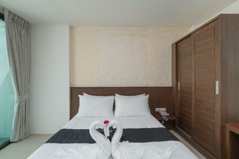 Patong Swiss Hotel Beach Front Phuket Exterior photo