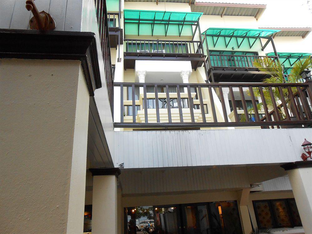 Patong Swiss Hotel Beach Front Phuket Exterior photo